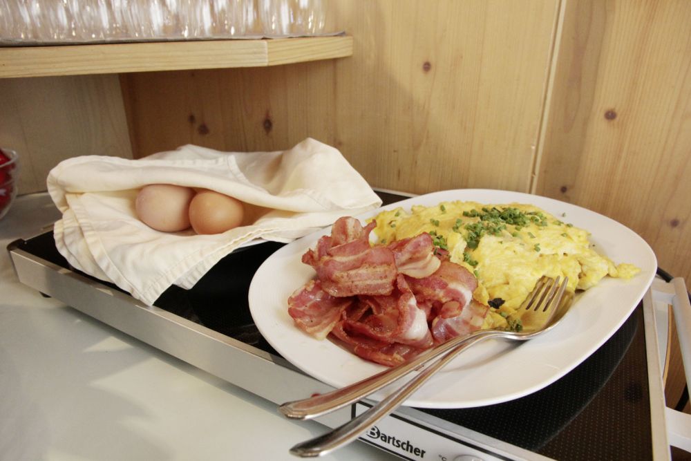 Rührei mit Speck oder doch lieber ein hartgekochtes Ei