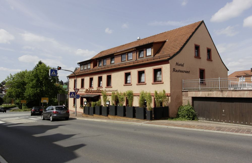 Außenansicht des Restaurant und Hotel Reichsadler